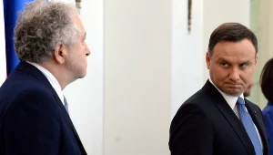 Andrzej Duda patrzy na Andrzeja Rzeplińskiego