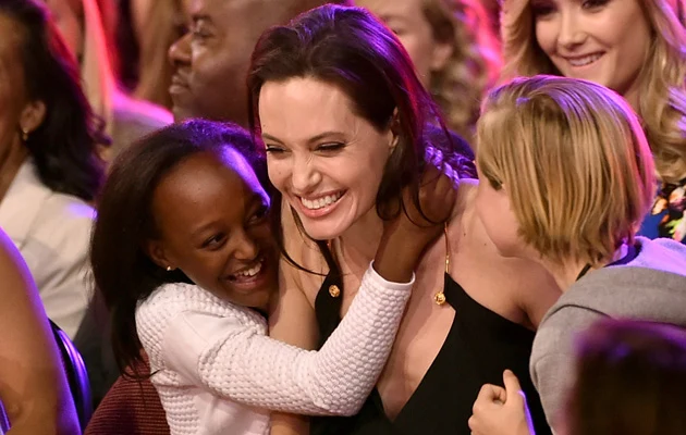 Angelina Jolie z córkami Angelina Jolie z córkami