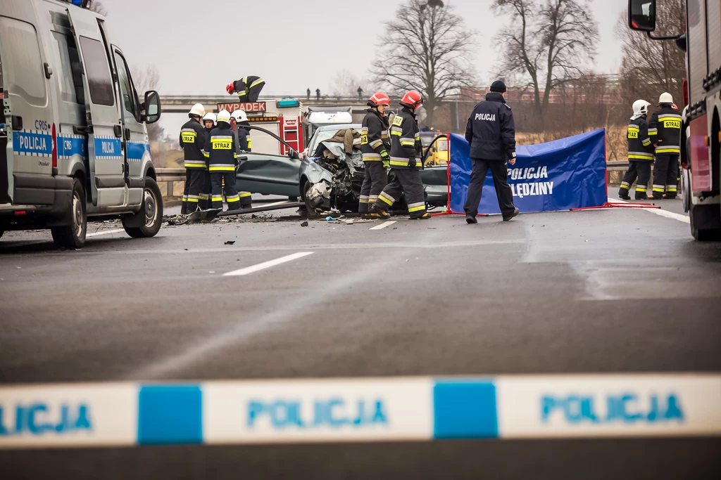 Na polskich drogach wciąż ginie dużo osób