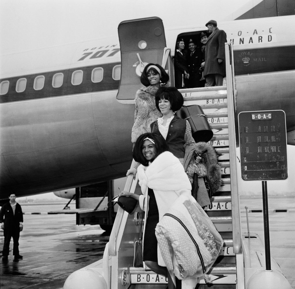 The Supremes w 1965 r. - od góry Diana Ross, Florence Ballard i Mary Wilson