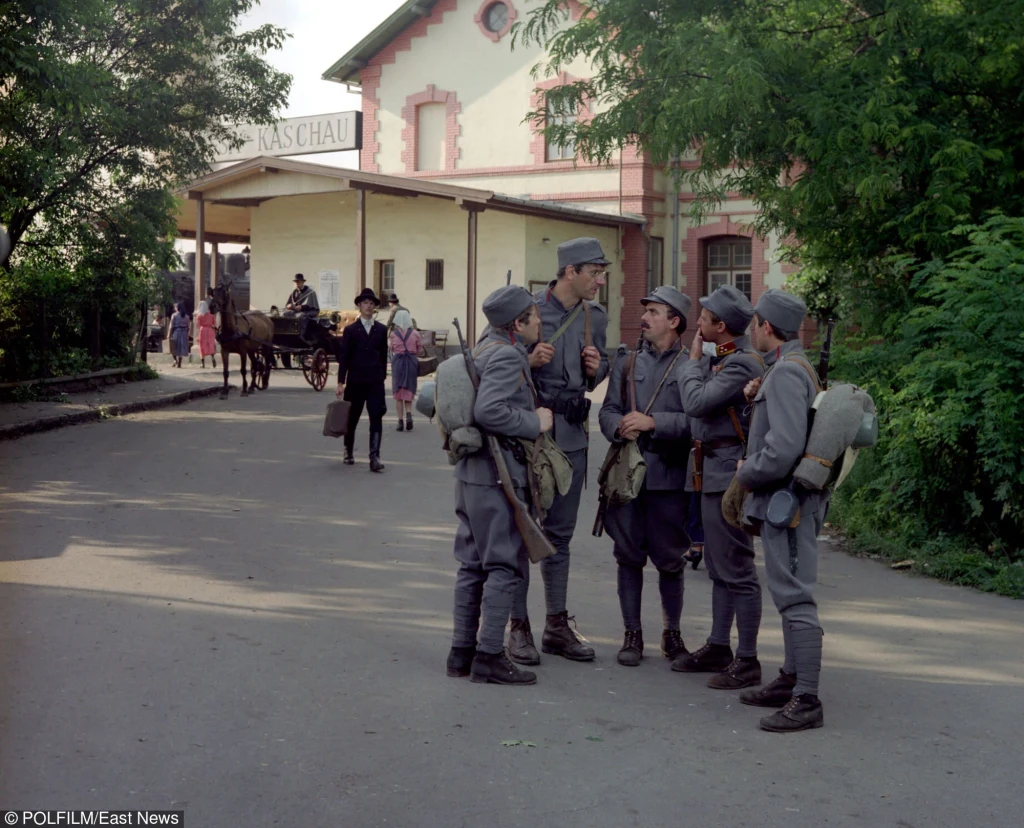 Kadr z filmu "Dezerterzy" Kadr z filmu "Dezerterzy"