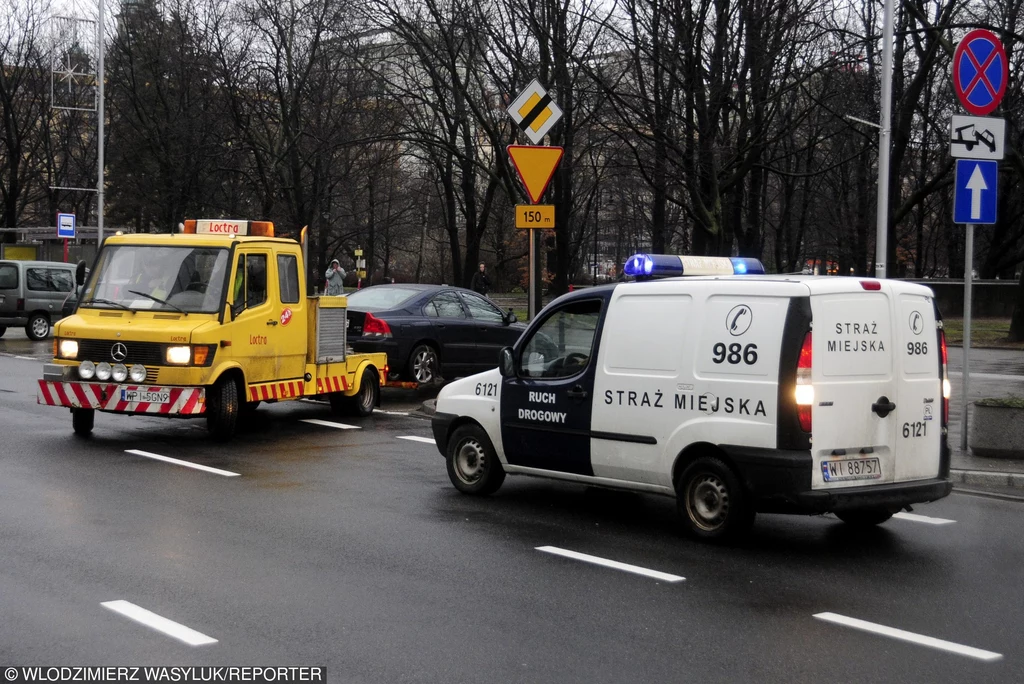 Kiedy straż miejska może odholować auto