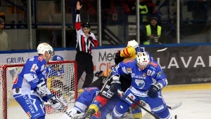 Zamieszanie pod bramką Unii Oświęcim