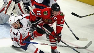 W meczu Chcago Blackhawks - Washington Capitals nie brakowało męskiej walki