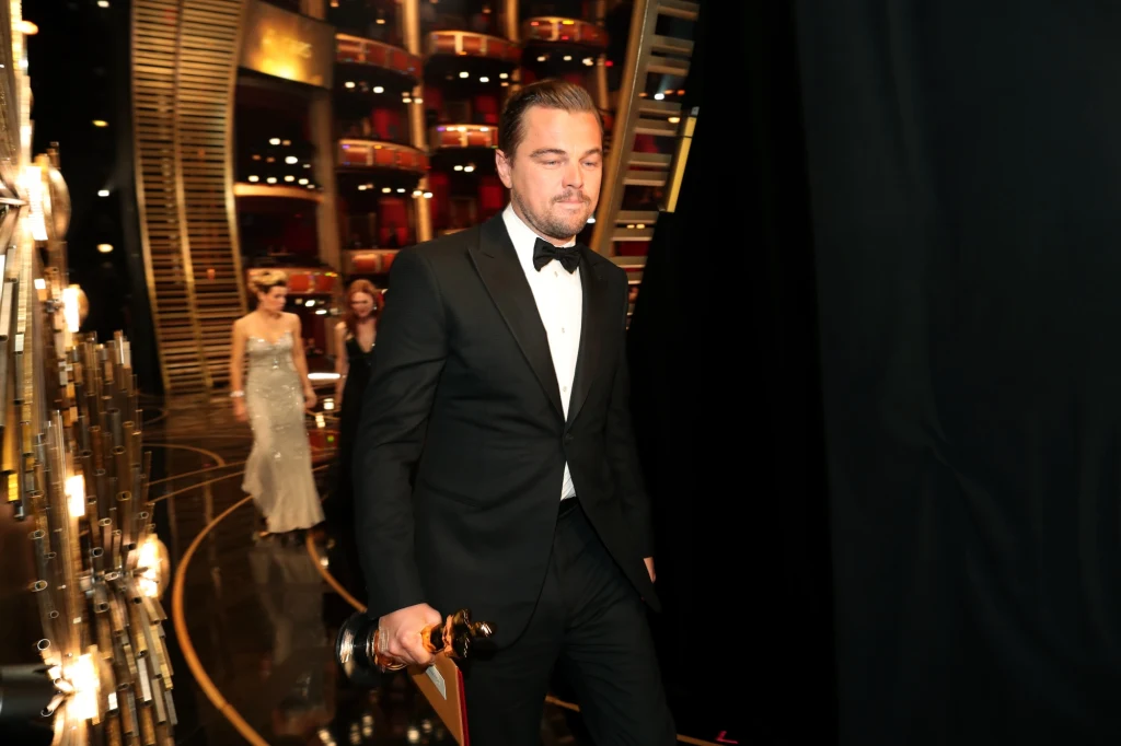 DiCaprio w końcu otrzymał Oscara! DiCaprio w końcu otrzymał Oscara!
