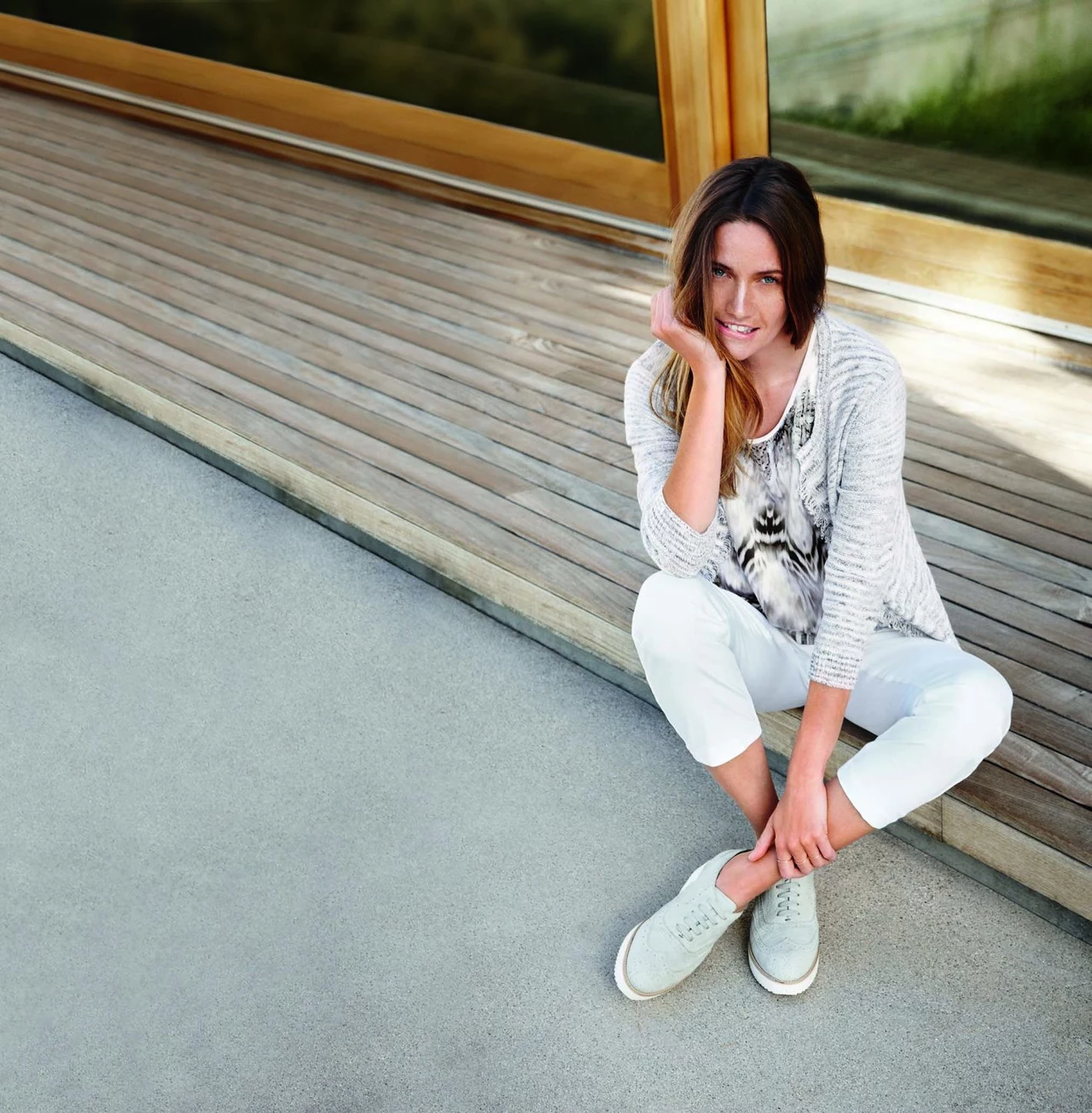 W kolekcji Gerry weber Casual kluczowe są sportowe modele zestawione w naturalny i swobodny sposób, tak by podkreślić prosty ale modowy przekaz marki W kolekcji Gerry weber Casual kluczowe są sportowe modele zestawione w naturalny i swobodny sposób, tak by podkreślić prosty ale modowy przekaz marki