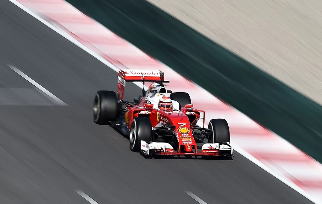 Kimi Raikkonen podczas testów w Barcelonie