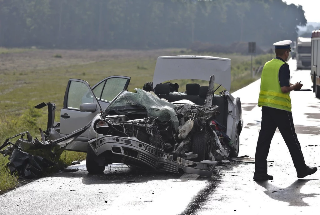 Liczba śmiertelnych wypadków w Polsce stale maleje