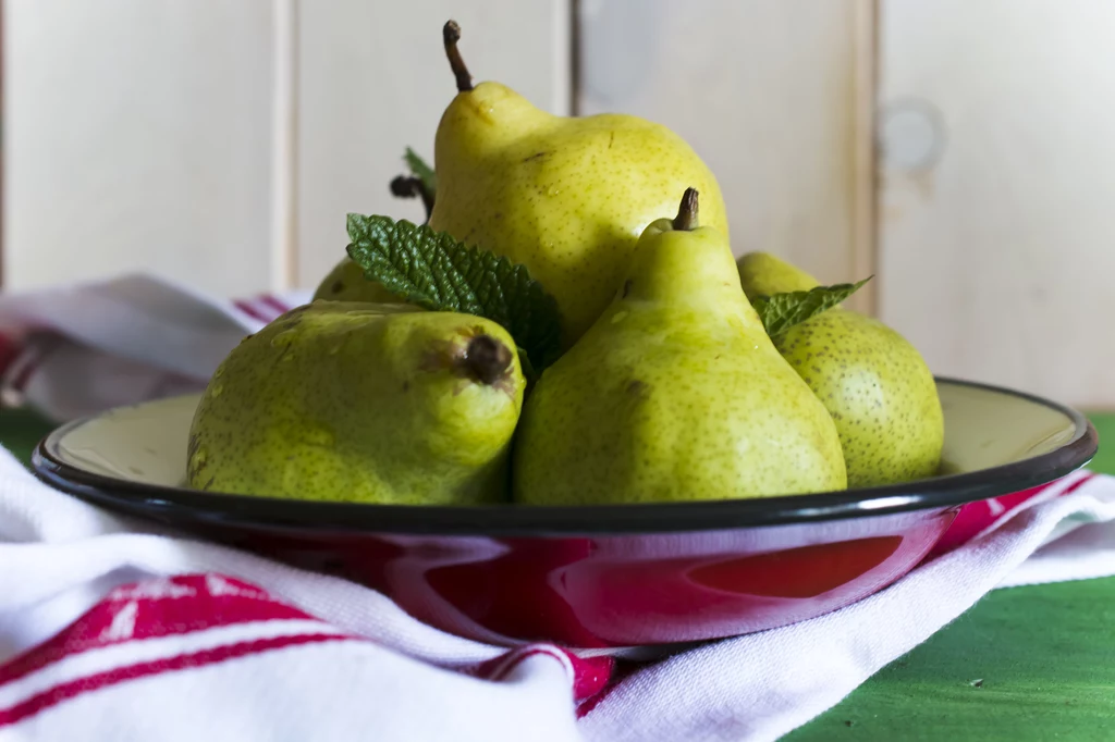 Wyprobuj nasz przepis na pieczone gruszki!