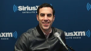 Sacha Baron Cohen chyba nie pójdzie na film o wokaliście Queen