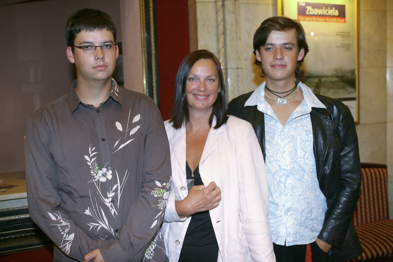 Hanna Mikuć z synami Hanna Mikuć z synami