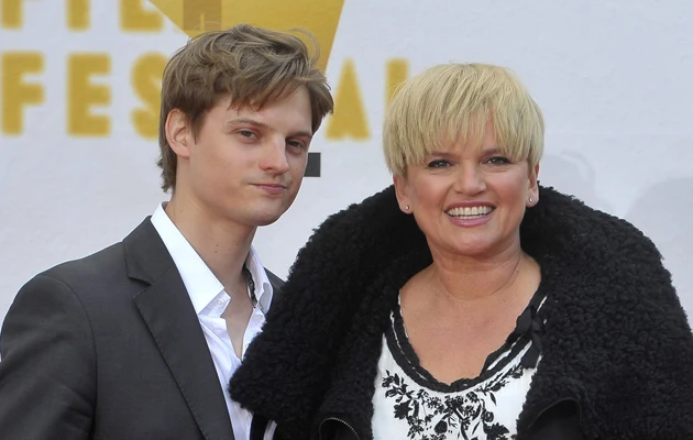 Figura znalazła sposób na karierę swojego syna! Figura znalazła sposób na karierę swojego syna!