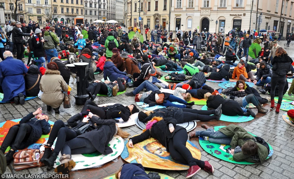 Protest w obronie Puszczy Białowieskiej Protest w obronie Puszczy Białowieskiej