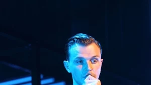 Theo Hutchcraft (Hurts) apeluje do polskich fanek