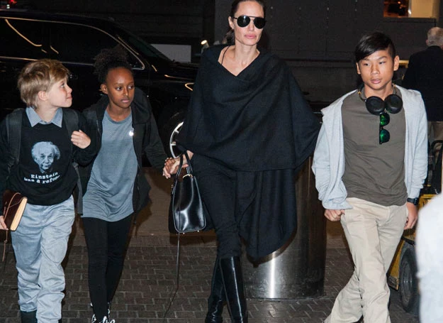 Rodzina Jolie-Pitt przeprowadziła się do Anglii