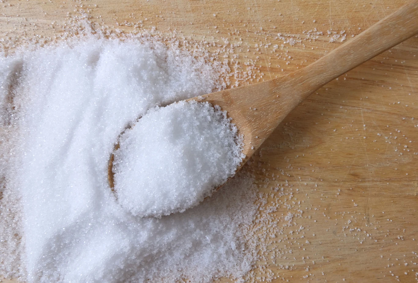 Sól zmiękcza i wybiela tkaniny