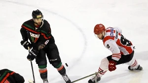 Maicje Urbanowicz (z prawej)