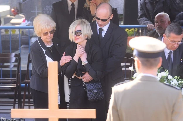 Joanna Racewicz na pogrzebie męża