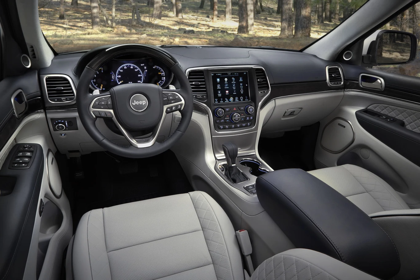 Jeep Grand Cherokee Summit