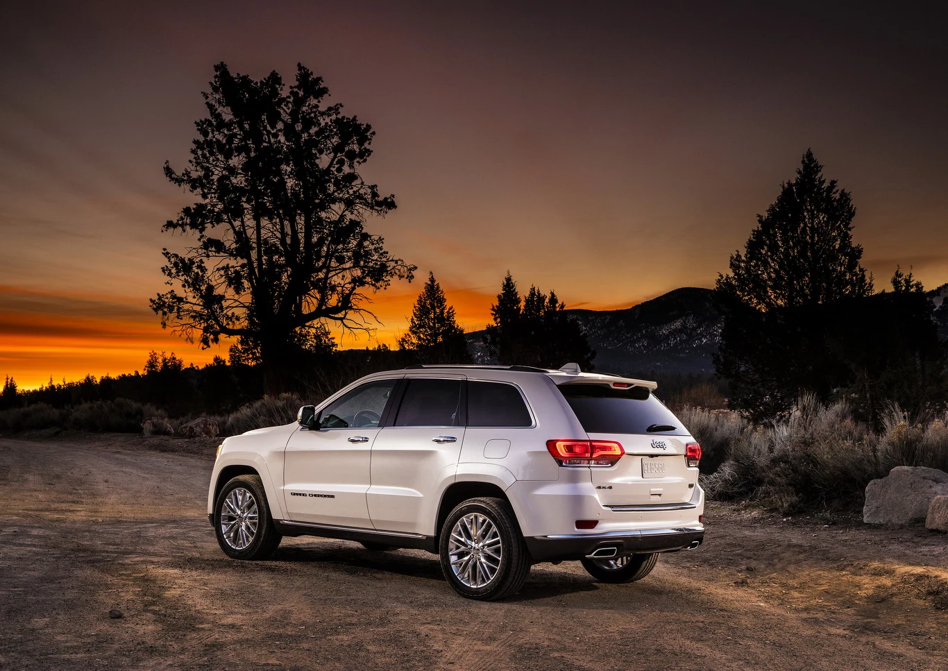 Jeep Grand Cherokee Summit
