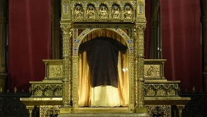 Od stuleci szata jest celem pielgrzymek