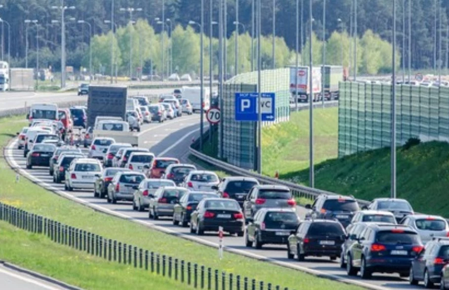 Tegoroczne korki podczas powrotu ze świąt były wyjątkowo dotkliwe dla kierowców