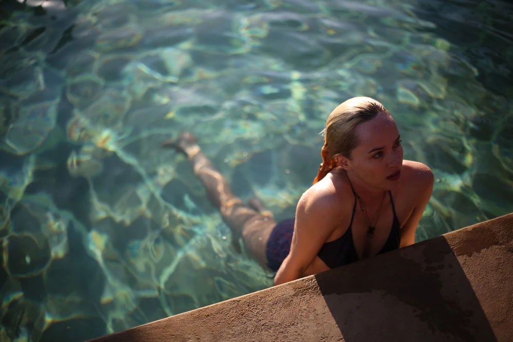 Dakota Johnson w filmie "Nienasyceni"