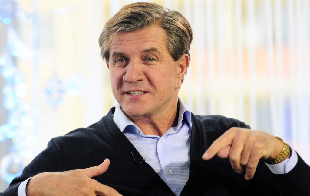 Zygmunt Chajzer w roli gospodarza "Idź na całość"