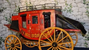 THE STAGE COACH WELLS FARGO