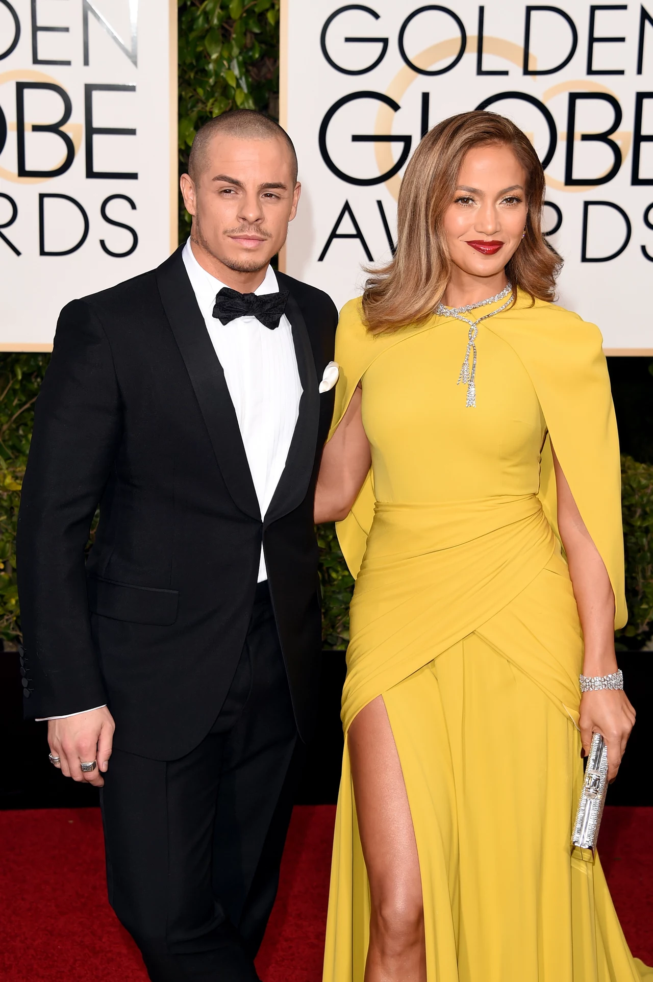 46-letnia Jennifer Lopez poznała młodszego od siebie o 18 lat tancerza Caspera Smarta w 2011 roku. Para rozstała się w 2014 roku, po czym zeszła się z powrotem