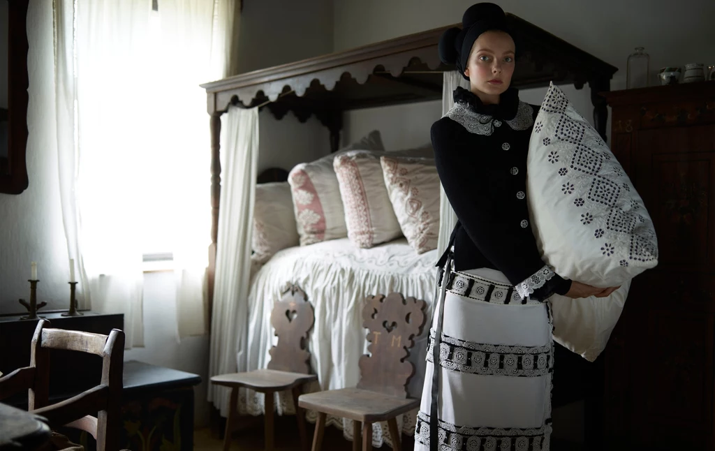Women in Chanel: Eniko Mihalik Women in Chanel: Eniko Mihalik