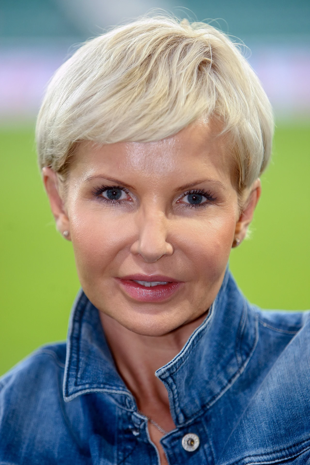 ...i przed drugim ...i przed drugim