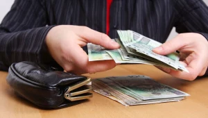 Rząd przygotował rozporządzenie podnoszące minimalne wynagrodzenie. Zdj. ilustracyjne