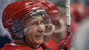 Władimir Putin uwielbia hokej na lodzie