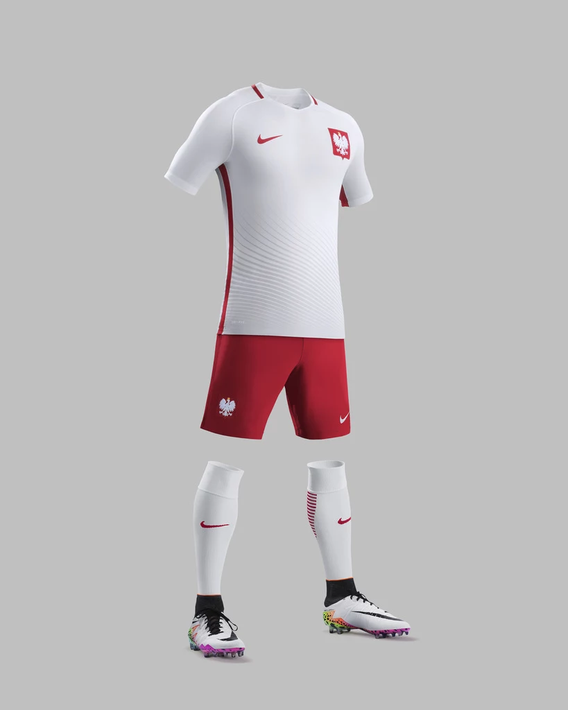 Nowa koszulka reprezentacji Polski na Euro 2016 Nowa koszulka reprezentacji Polski na Euro 2016