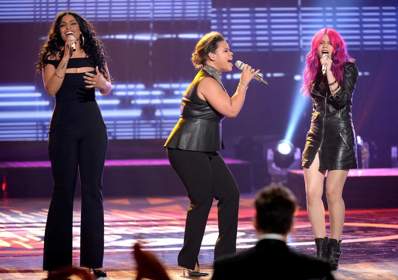 Allison Iraheta, Kimberley Locke i Jordin Sparks na scenie