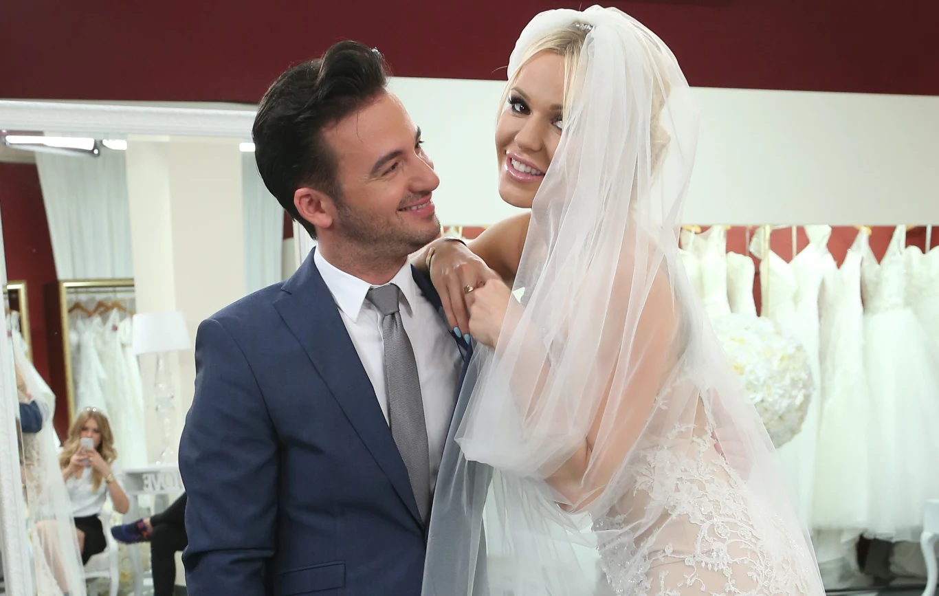 Stefano Terrazzino z Dodą na planie "Salonu sukien ślubnych" Stefano Terrazzino z Dodą na planie "Salonu sukien ślubnych"