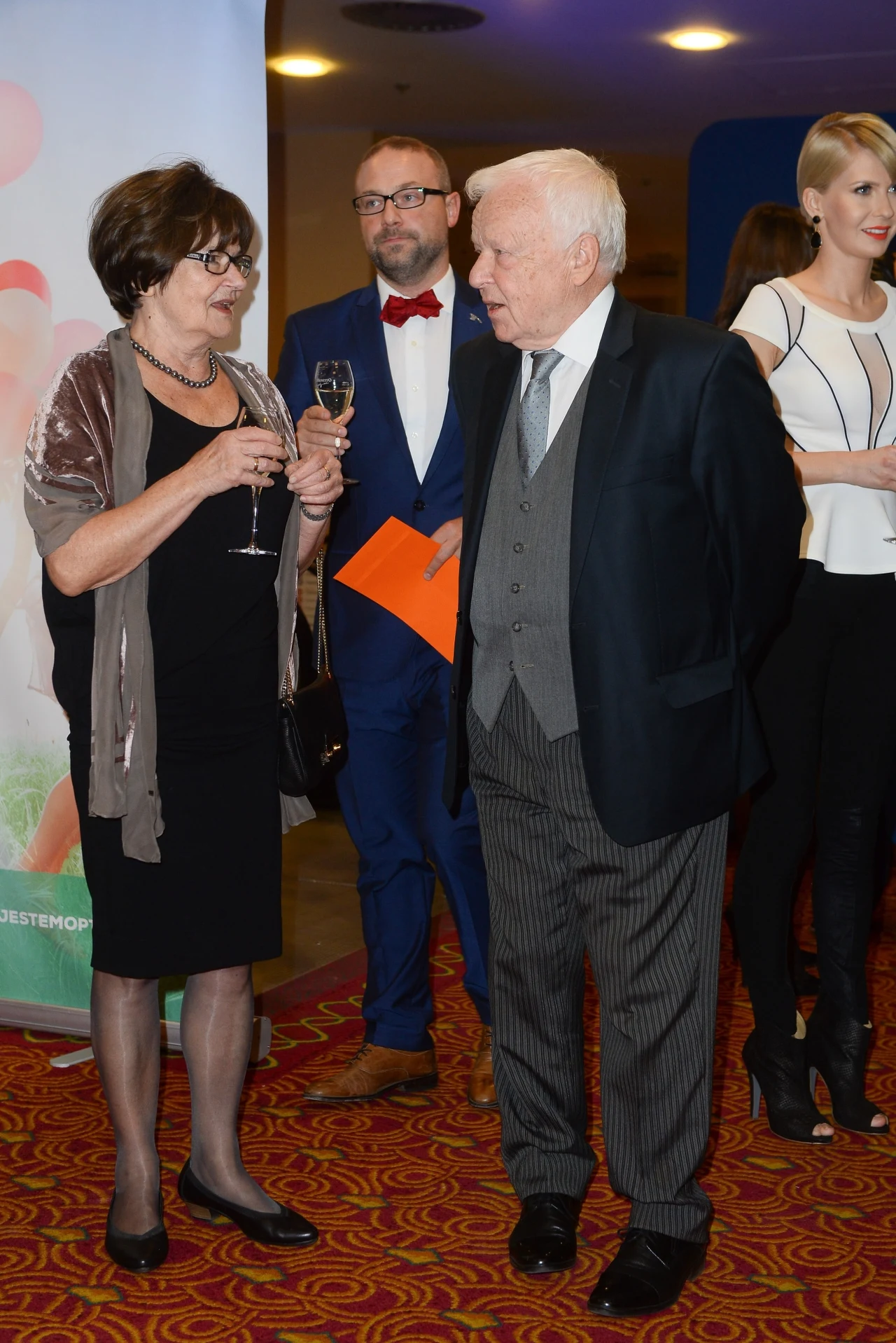 Marian Opania Marian Opania