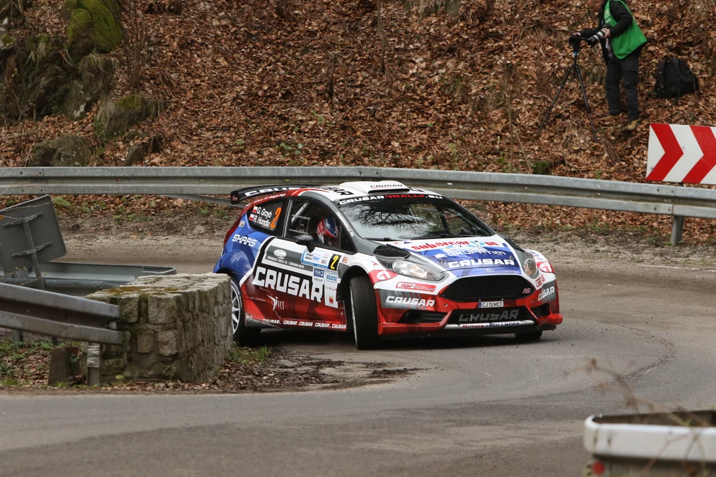 Grzegorz Grzyb (Ford Fiesta R5) na tarsie pierwszego etapu 