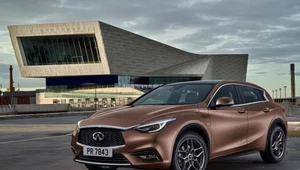 Infiniti Q30