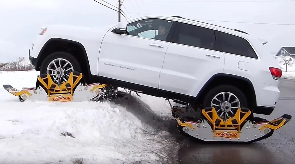 Jeep Grand Cherokee na gąsienicach - robi wrażenie