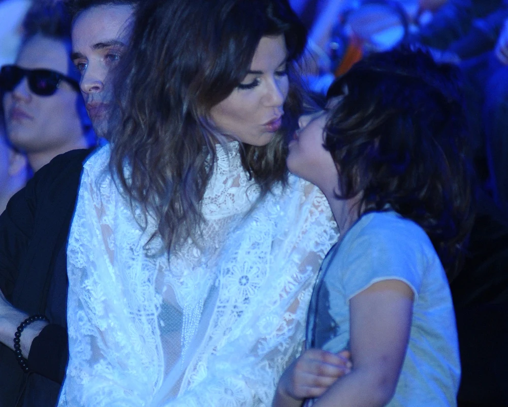 Edyta Górniak ma przed sobą trudną decyzję! Edyta Górniak ma przed sobą trudną decyzję!