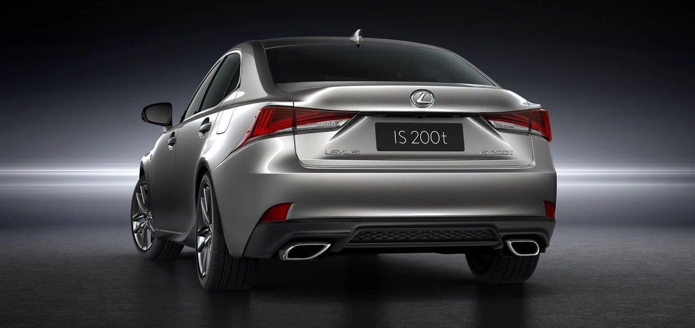 Lexus IS