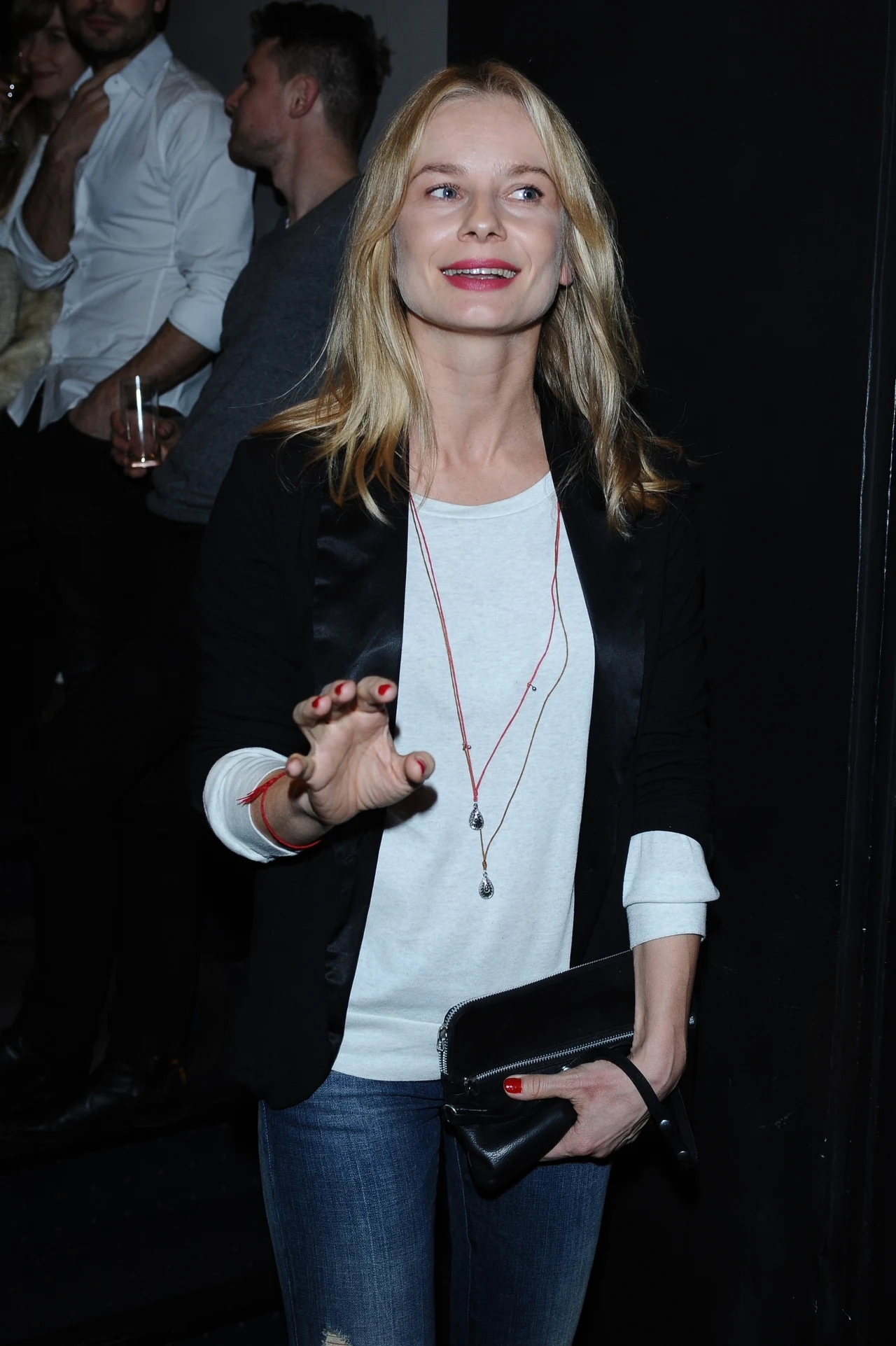 Pasuje do niej tatuaż?