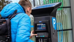 Opłaty za parkowanie można pobierać jedynie w dni robocze