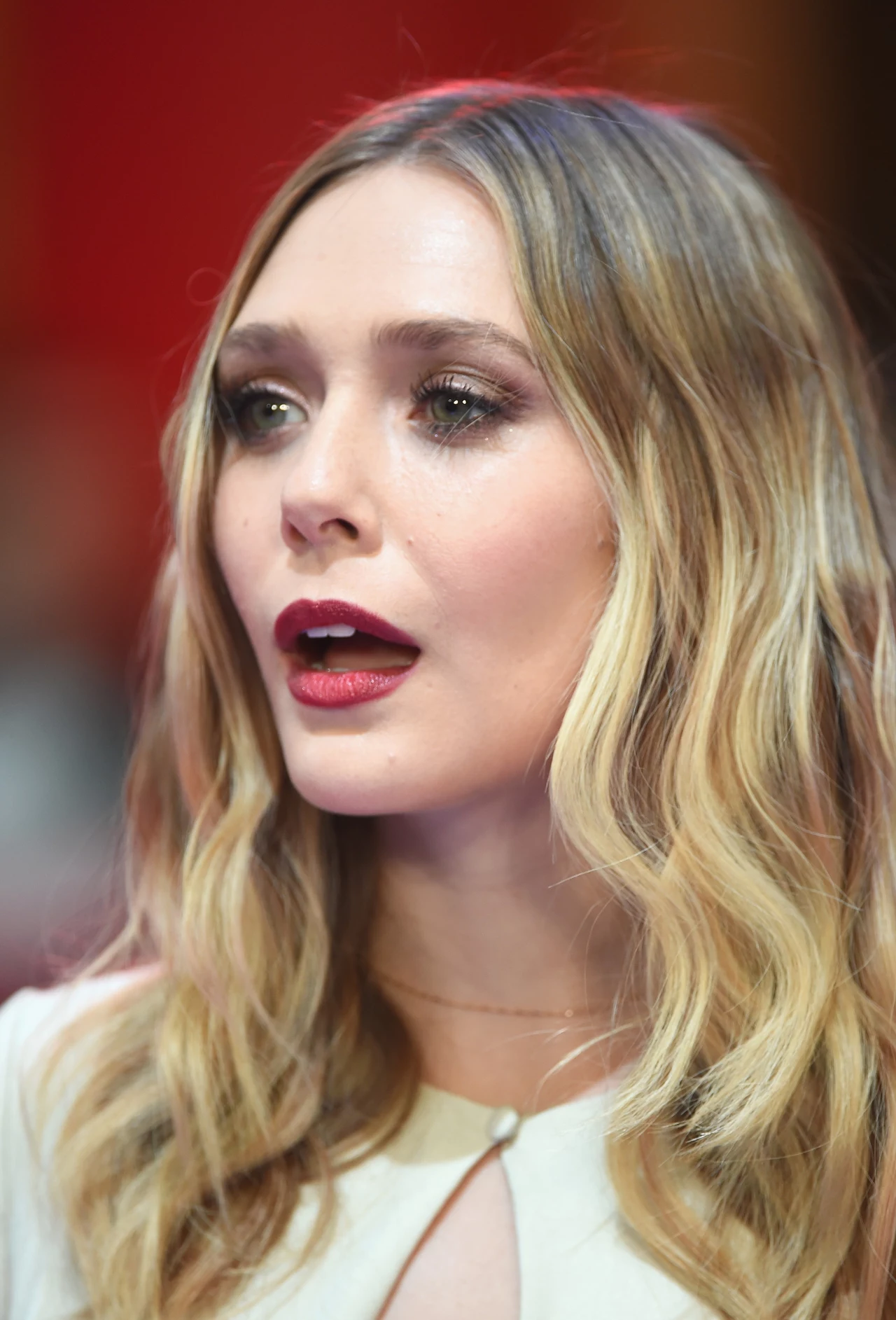 Elizabeth Olsen Elizabeth Olsen