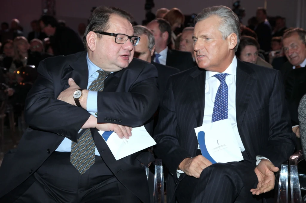 Kalisz i Kwaśniewski chcą 200 tys. zł zadośćuczynienia! 