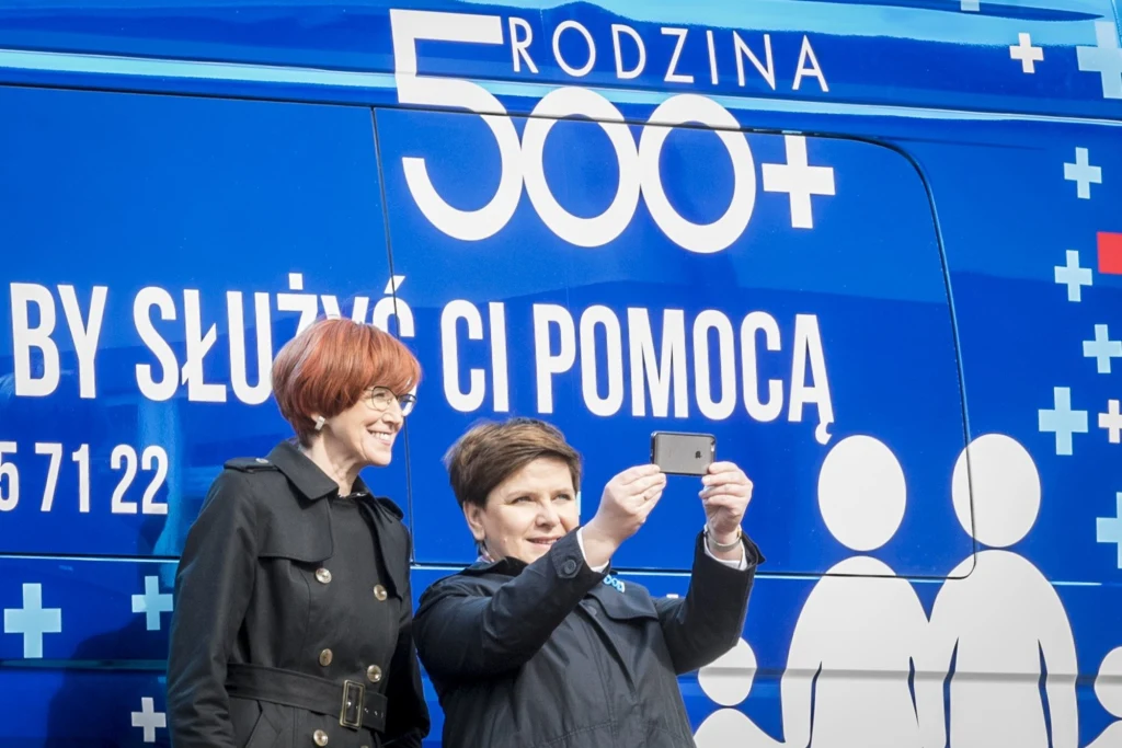Program "Rodzina 500 Plus" ruszył na początku kwietnia Program "Rodzina 500 Plus" ruszył na początku kwietnia