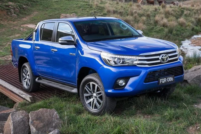 Na bazie Toyoty Hilux powstanie nowy pickup PSA