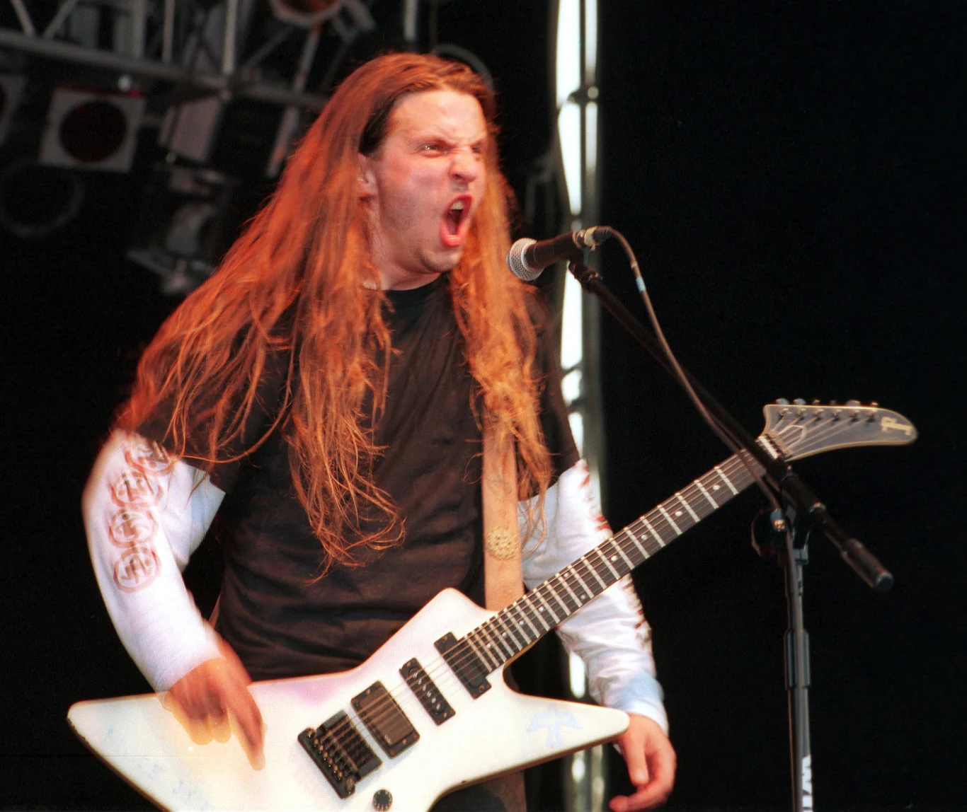 Robert Friedrich za czasów grania w zespole Acid Drinkers Robert Friedrich za czasów grania w zespole Acid Drinkers